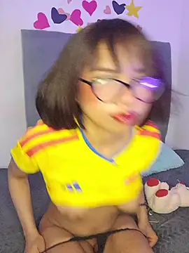 Lucy_Em's Live XXX Chat