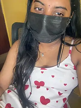 Miss_meera12 Adlı Modelin Canlı XXX Sohbeti