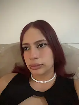 steffmontespink18 Adlı Modelin Canlı XXX Sohbeti