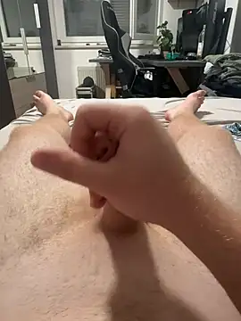 הופעת וובקאם של Follka