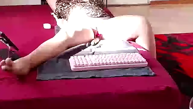 C0chonne59_ 网络视讯表演