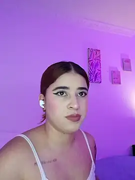 Chat +18 de martina_connor1 ao vivo