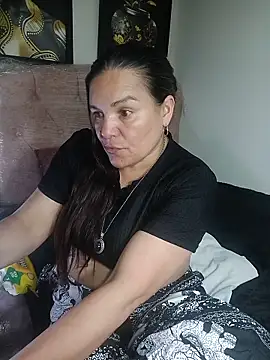 Zuleyka_69's Webcam Show