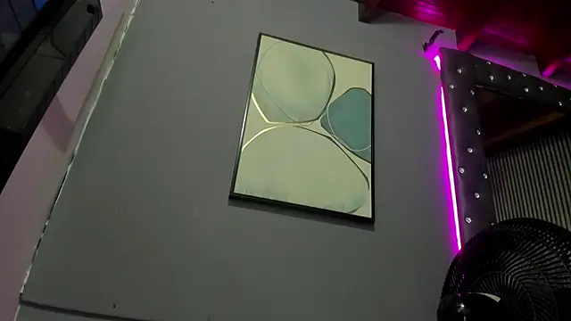 Sala de chat en directo de Paulinna_Curvy