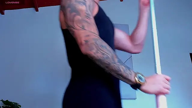 Pokazy przed kamerką – Santos_ramirez1