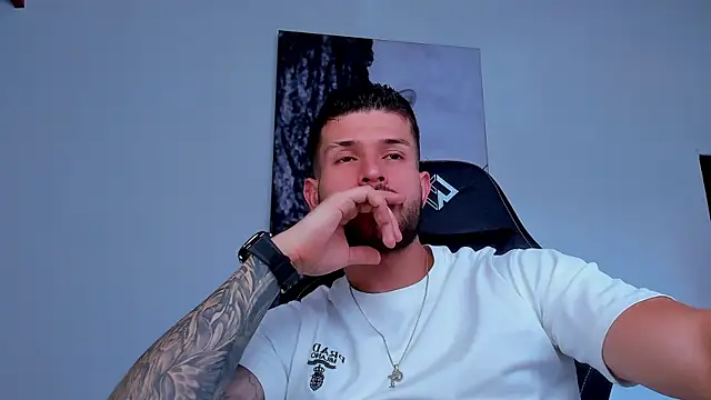 Chat +18 de Santos_ramirez1 ao vivo