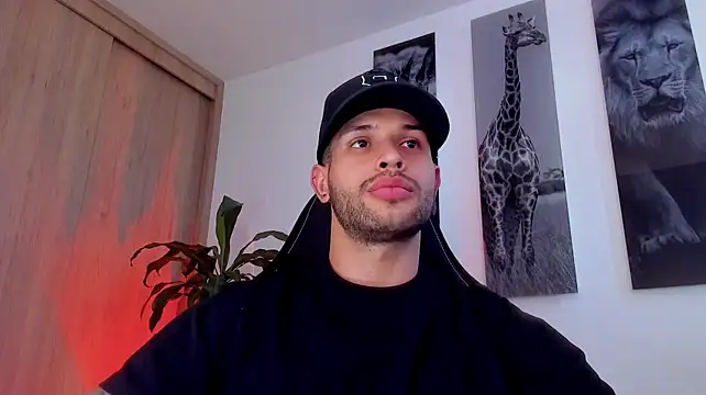 Santos_ramirez1 Adlı Modelin Web Kamerası Şovu
