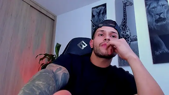 Santos_ramirez1 Chat XXX in diretta