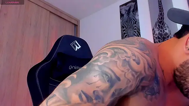 Santos_ramirez1's Live XXX Chat