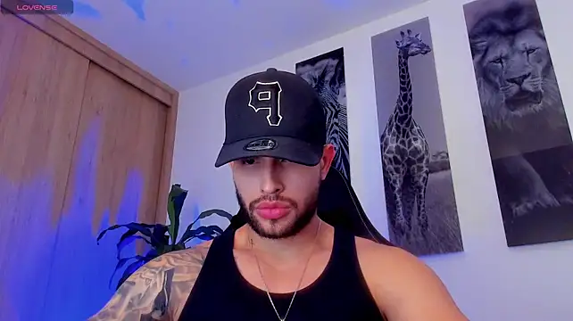 Santos_ramirez1のライブXXXチャット