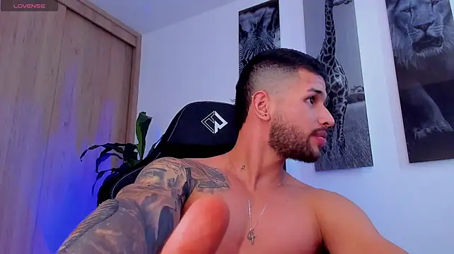 Santos_ramirez1 Adlı Modelin Web Kamerası Şovu