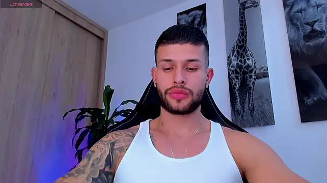 Santos_ramirez1 Adlı Modelin Web Kamerası Şovu