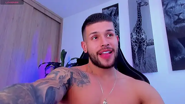Santos_ramirez1 Adlı Modelin Web Kamerası Şovu