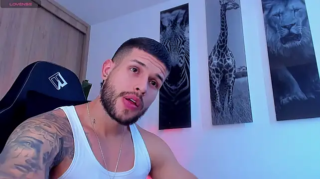 Pokazy przed kamerką – Santos_ramirez1