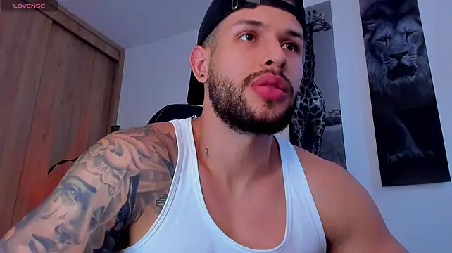 Santos_ramirez1 Adlı Modelin Web Kamerası Şovu