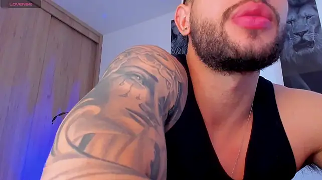 Pertunjukan Kamera Web Santos_ramirez1