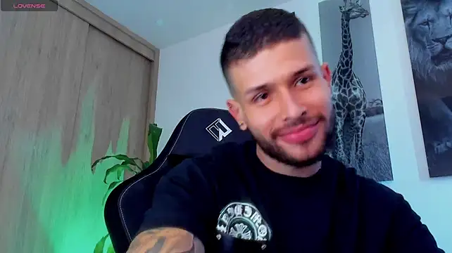 Santos_ramirez1 在線直播表演