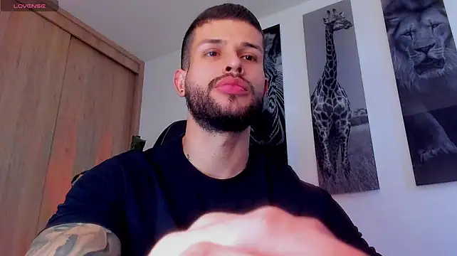 Santos_ramirez1のウェブカメラショー