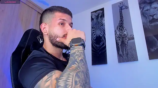 Santos_ramirez1 Adlı Modelin Canlı XXX Sohbeti