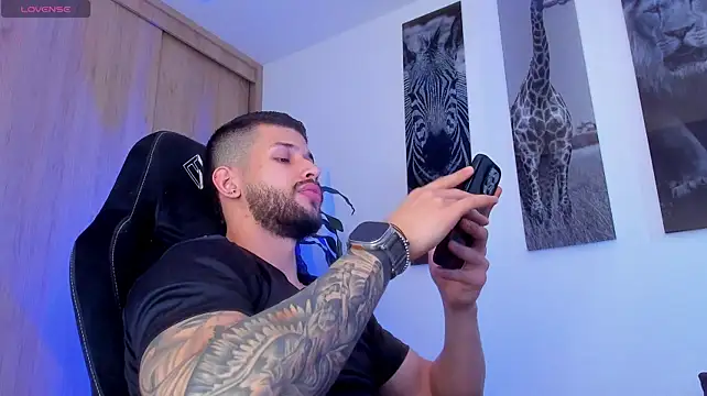 แชท XXX สดของ Santos_ramirez1