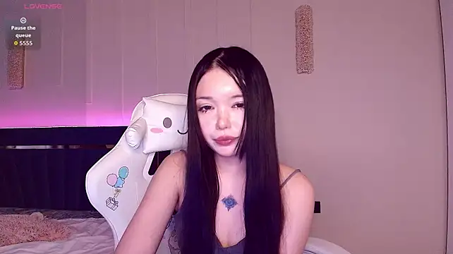 kok0mi Adlı Modelin Canlı XXX Sohbeti