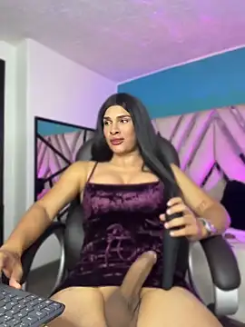 Pokazy przed kamerką – Honey__kiss