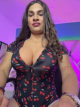 Show modela Honey__kiss na web-kameri
