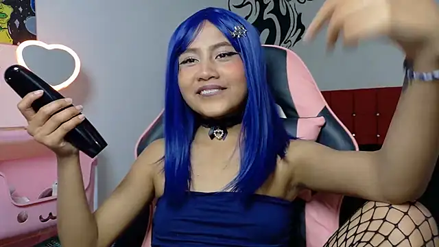 Show modela Nubeseliminadas na web-kameri
