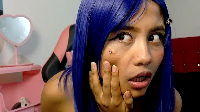 Nubeseliminadas Show in webcam