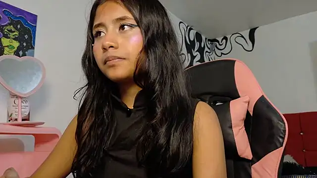 Nubeseliminadas Show in webcam