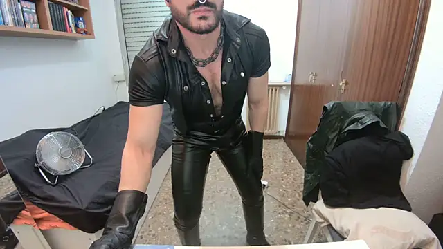 LeatherMax76 – webcam-show
