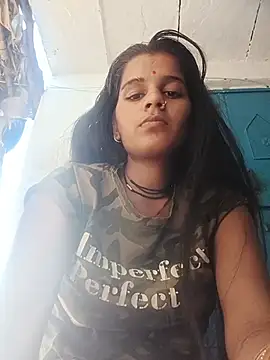 Aartiho45678 Pertunjukan Webcam