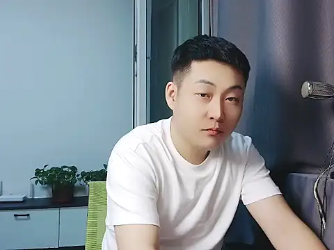 Llpl322のライブXXXチャット