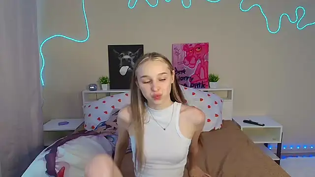 Show modela kitsune888 na web-kameri
