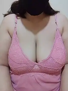 הופעת וובקאם של Hotsirine