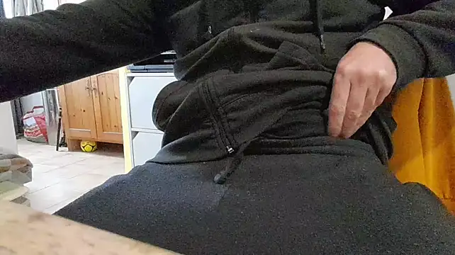 Pokazy przed kamerką – strip-dick