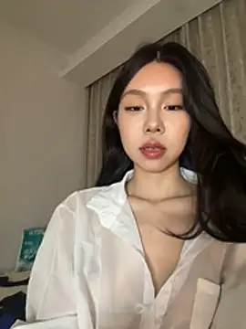 jolie_33's Webcam Show