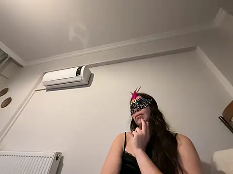 SARIBANU Adlı Modelin Web Kamerası Şovu