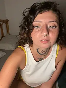 milou_xtx Adlı Modelin Web Kamerası Şovu