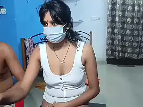 Show de pirtisha na webcam
