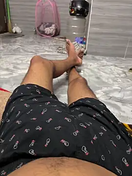 Show modela Chennai_NaughtyBoy na web-kameri