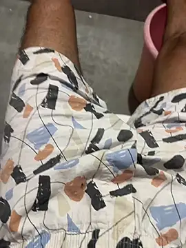 הופעת וובקאם של Chennai_NaughtyBoy