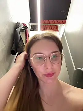 FReyja_44 网络视讯表演