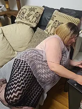 xXLunaBlissXx webkamerás műsora
