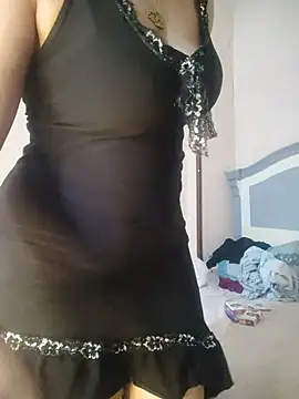 Yasmin_Ohn Webbikameraesitys