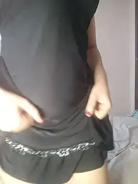 הופעת וובקאם של Yasmin_Oh