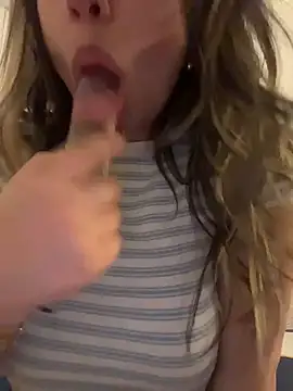 Lusty_Lunaa 웹캠 쇼