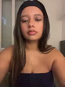 Lusty_Lunaa Шоу с уебкамера