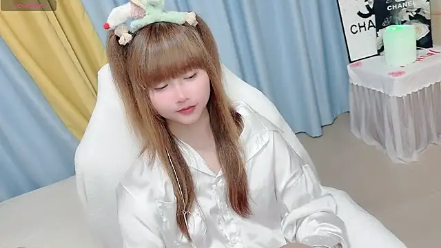 di-or- Live XXX-Chat