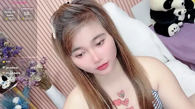XXX chat uživo modela di-or-